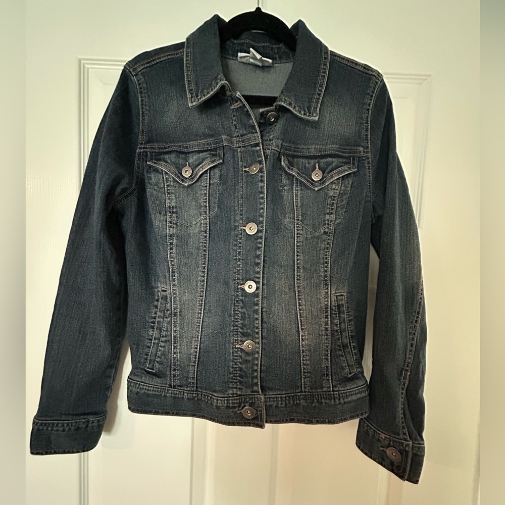 Women’s denim jacket